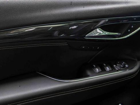 Used 2023 Buick Envision Essence image 15