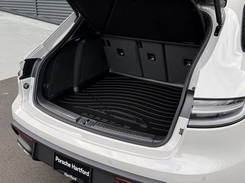 New 2026 Porsche Macan S AWD/4WD image 33