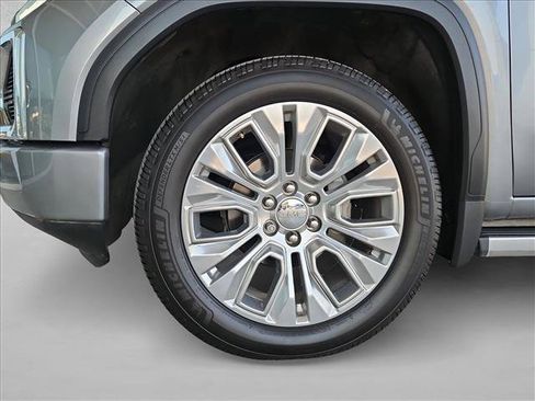 Used 2021 GMC Sierra 1500 Denali w/ Denali Ultimate Package AWD/4WD image 25