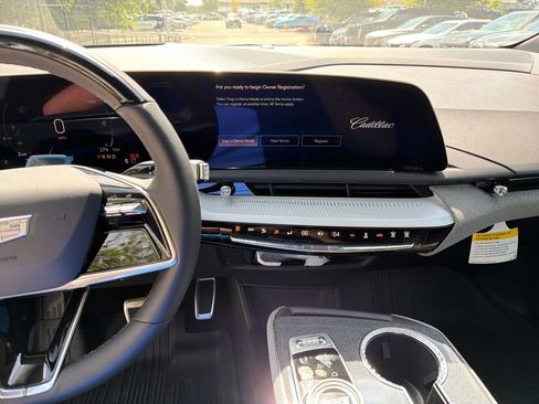 New 2027 Cadillac Optiq Premium Sport w/ LPO, ONYX Package AWD/4WD image 29