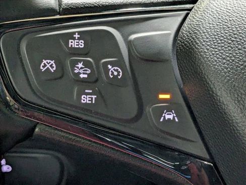 Used 2024 Chevrolet Equinox RS FWD image 11