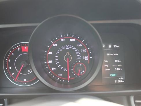 Used 2023 Hyundai Elantra SEL FWD image 15