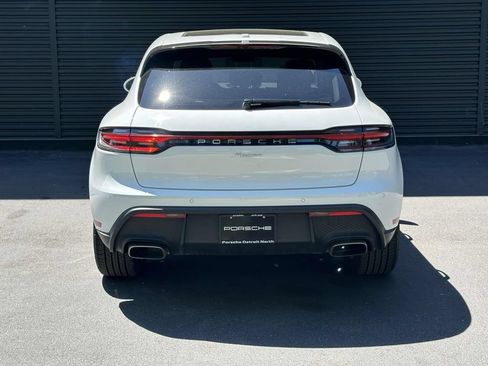 Certified 2026 Porsche Macan AWD/4WD image 4