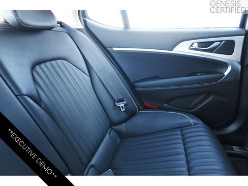 Used 2026 Genesis G70 2.5T Prestige RWD image 15