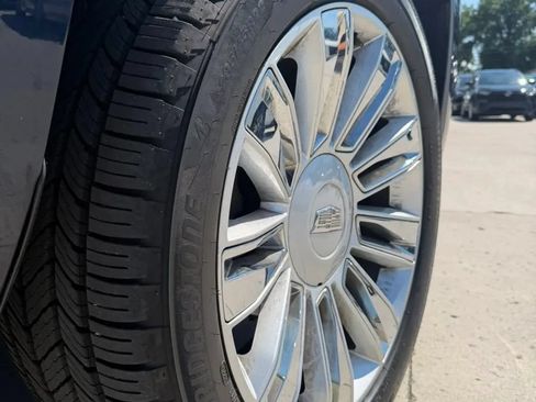 Used 2019 Cadillac Escalade Platinum AWD/4WD image 9