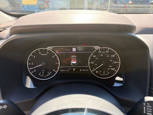 Used 2023 Nissan Rogue SL w/ SL Premium Package image 25