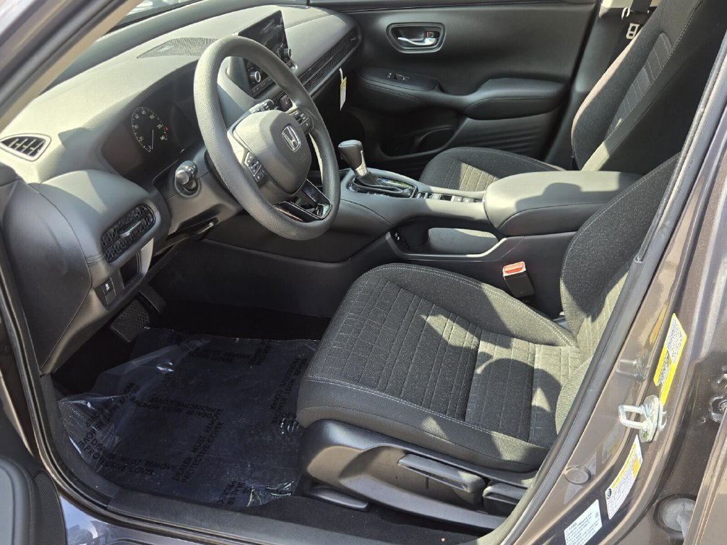 Used 2024 Honda HR-V LX image 11