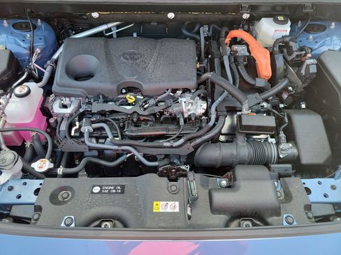 Used 2025 Toyota RAV4 XSE w/ Advanced Technology Package image 35