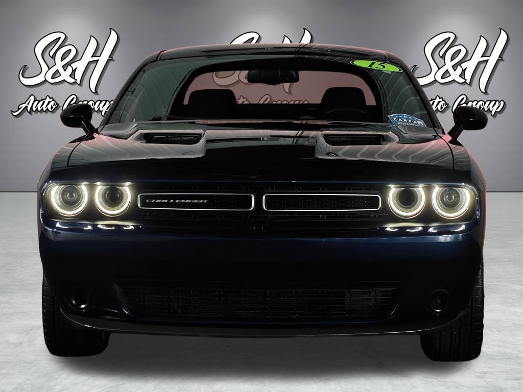 Used 2015 Dodge Challenger SXT w/ Super Sport Group (SS/T) RWD image 18