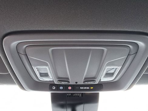 Certified 2025 GMC Sierra 1500 Elevation image 17