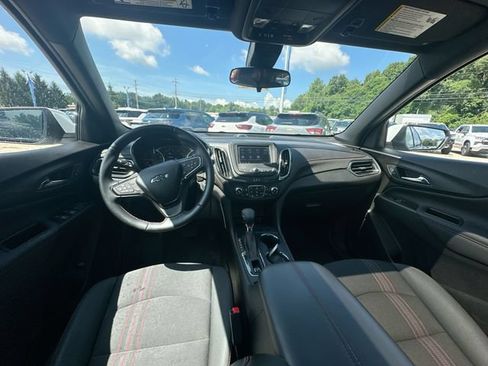 Used 2023 Chevrolet Equinox RS w/ LPO, Floor Liner Package FWD image 24