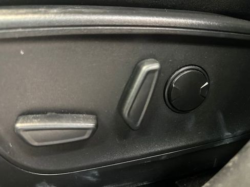 Used 2023 Ford Escape Active w/ Tech Pack #2 AWD/4WD image 19