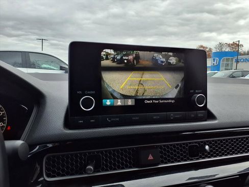 Used 2024 Honda Civic Sport image 10