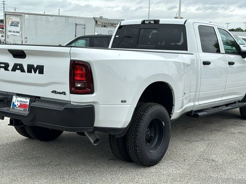 New 2026 RAM 3500 Tradesman AWD/4WD image 5