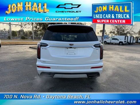 Used 2023 Cadillac XT6 Sport w/ Technology Package image 8