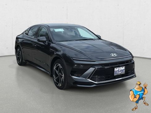 New 2026 Hyundai Sonata SEL image 3