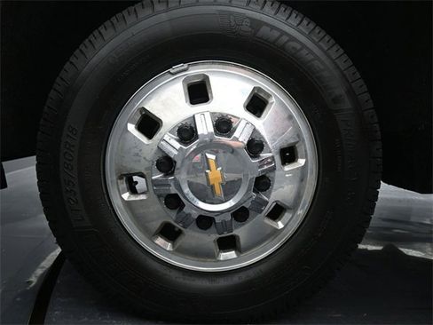 Certified 2025 Chevrolet Silverado 3500 High Country w/ High Country Premium Package image 39