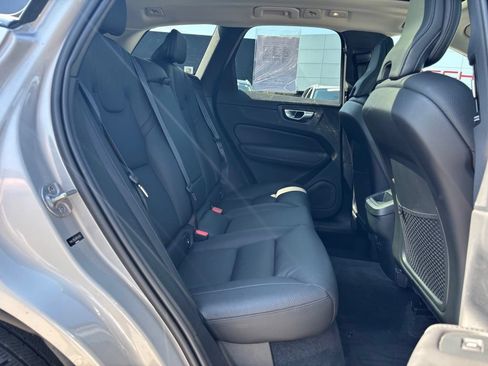 Used 2024 Volvo XC60 B5 Plus w/ Climate Package AWD/4WD image 24