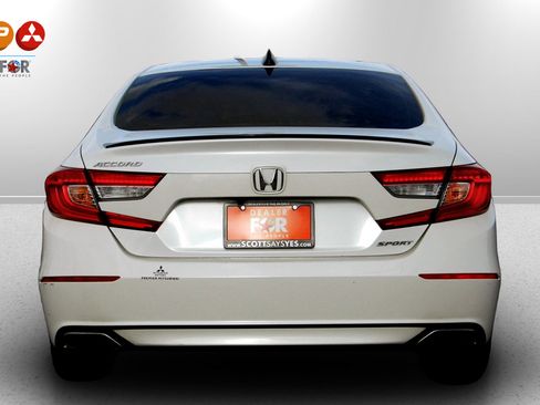 Used 2022 Honda Accord Sport image 6