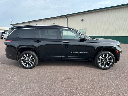 Used 2023 Jeep Grand Cherokee L Overland AWD/4WD image 36