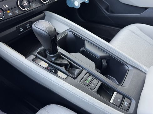 Used 2023 Honda Accord LX image 28
