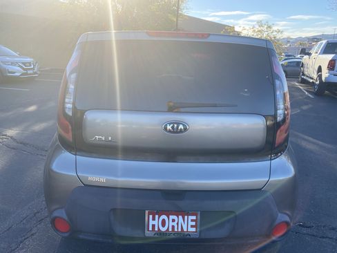 Used 2016 Kia Soul image 3