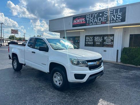 Used 2016 Chevrolet Colorado W/T RWD image 2