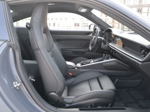 Certified 2025 Porsche 911 Carrera image 20