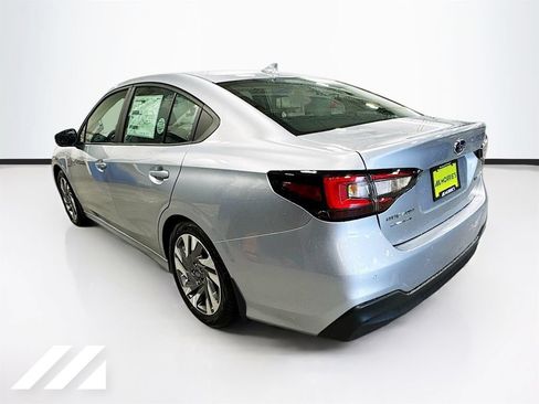 Used 2025 Subaru Legacy Limited w/ Popular Package #3 AWD/4WD image 7