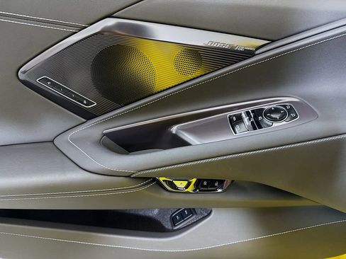 Used 2025 Chevrolet Corvette Z06 image 18