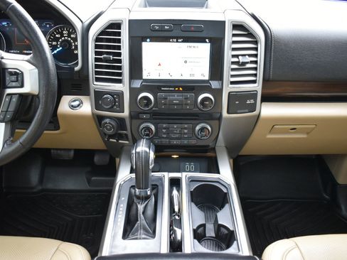 Used 2016 Ford F150 Lariat w/ Equipment Group 502A Luxury image 19