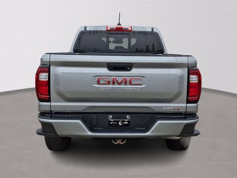 Used 2024 GMC Canyon AT4 image 5
