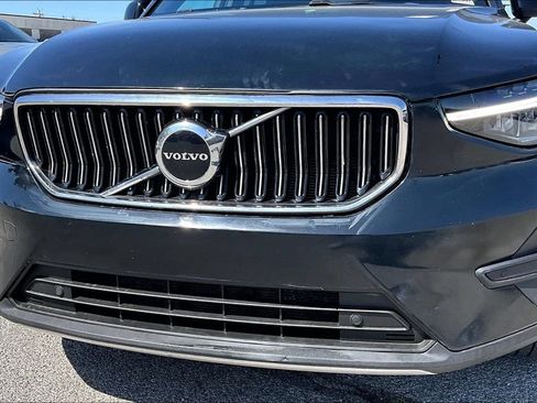 Used 2025 Volvo XC40 B5 Core AWD/4WD image 38