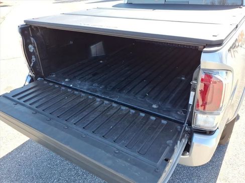 Used 2023 Toyota Tacoma TRD Sport image 10