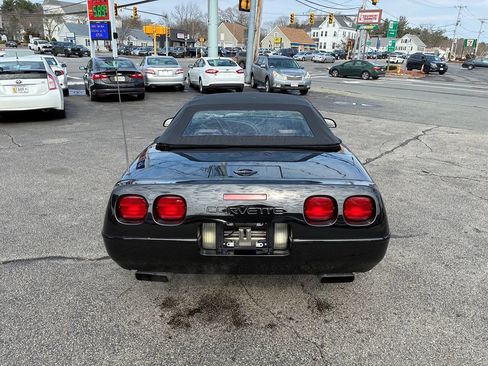 Used 1992 Chevrolet Corvette Convertible image 5