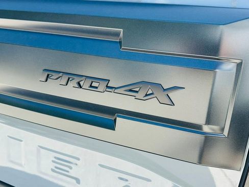 New 2026 Nissan Frontier PRO-4X w/ Pro-4x Convenience Package image 10