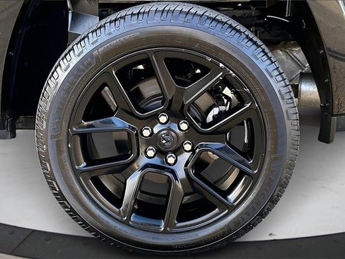 Used 2020 RAM 1500 Laramie image 35