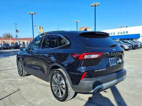 Certified 2024 Ford Escape Platinum image 9