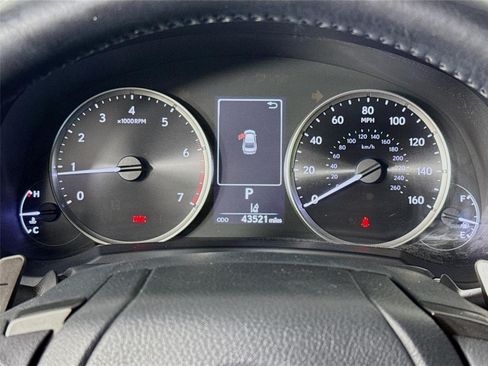 Used 2022 Lexus IS 300 RWD image 14