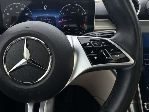 Used 2023 Mercedes-Benz C 300 4MATIC Sedan image 12