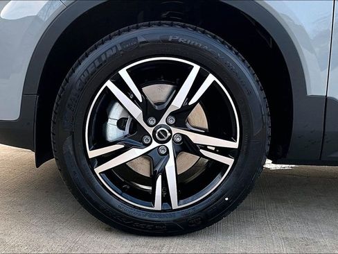New 2026 Volvo XC40 B5 Core AWD/4WD image 42
