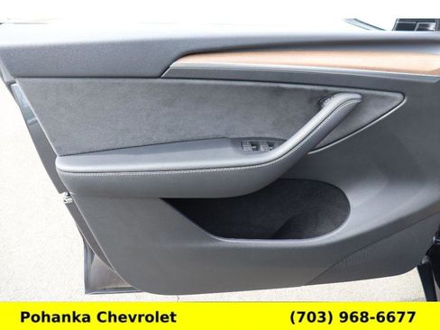Used 2024 Tesla Model Y Long Range RWD image 18