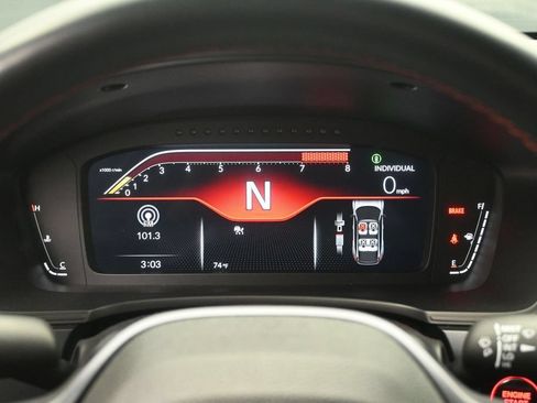 Used 2023 Honda Civic Type R image 12
