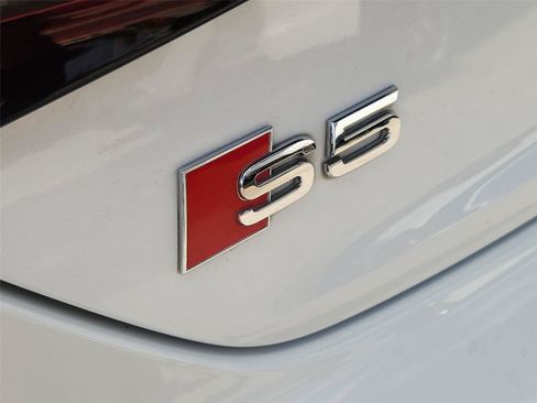 Used 2022 Audi S5 Premium AWD/4WD image 31