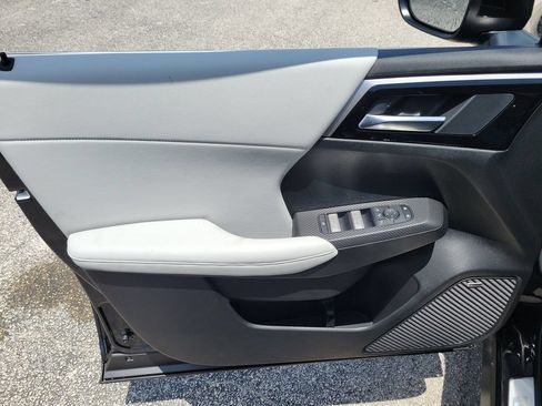 New 2026 Mitsubishi Outlander SE FWD image 12