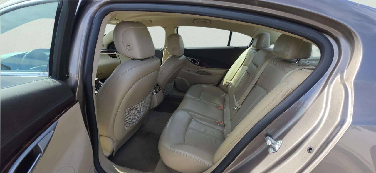 Used 2011 Buick LaCrosse CXL FWD image 6