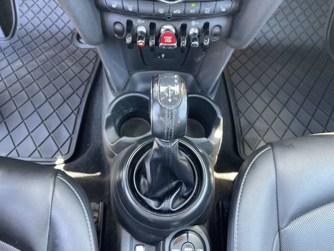 Used 2019 MINI Cooper 4-Door Hardtop FWD image 20