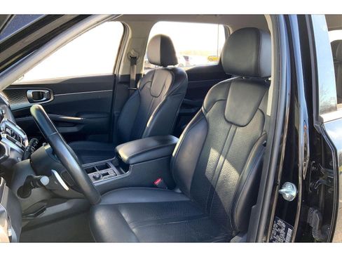 Used 2024 Kia Sorento EX AWD/4WD image 20