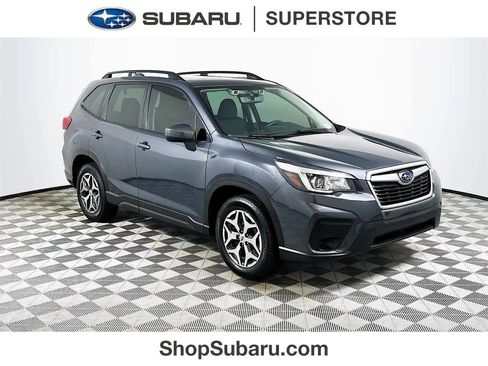 Used 2020 Subaru Forester Premium image 1