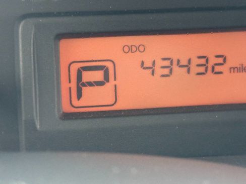 Used 2015 Chevrolet City Express LS image 11